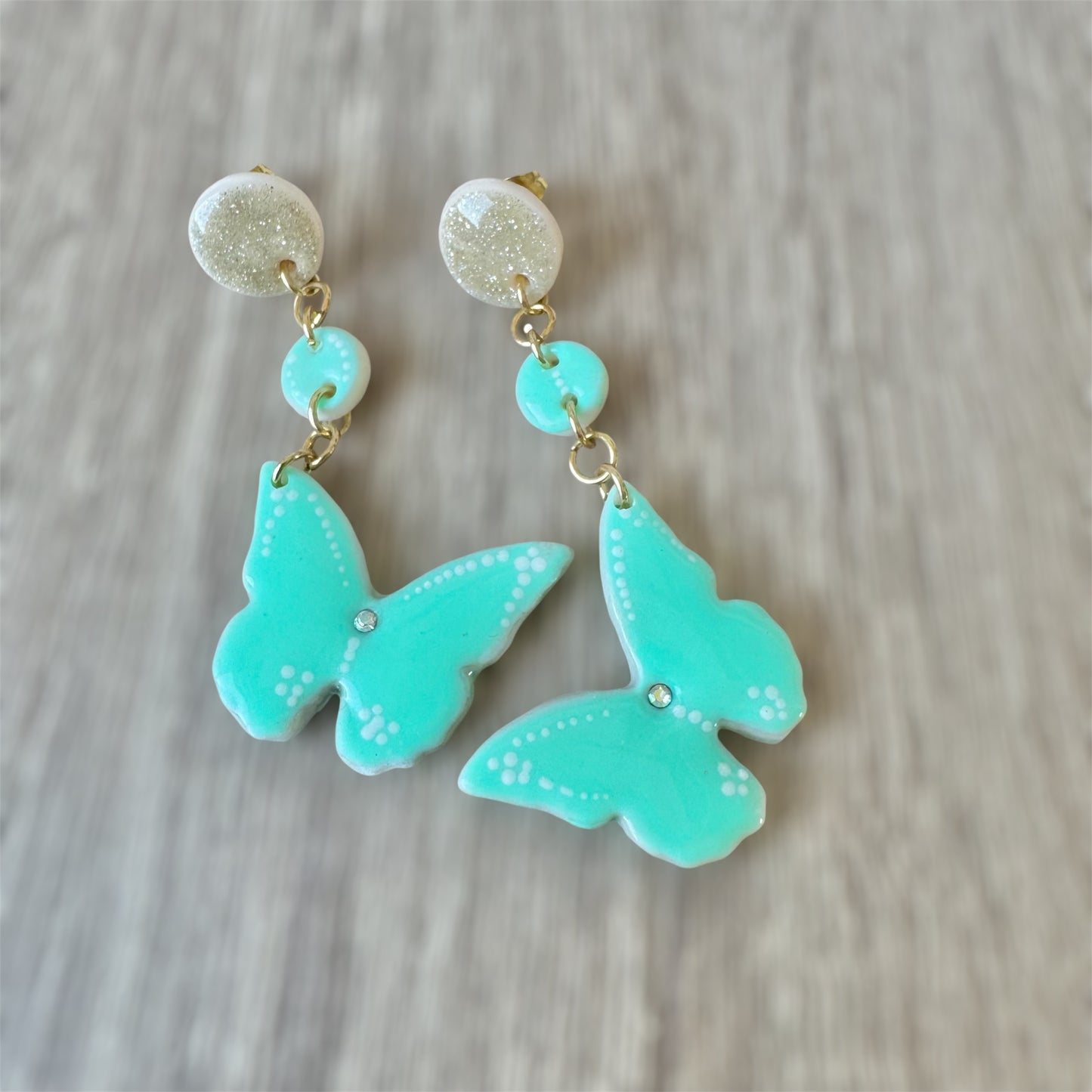 Pendientes Nara