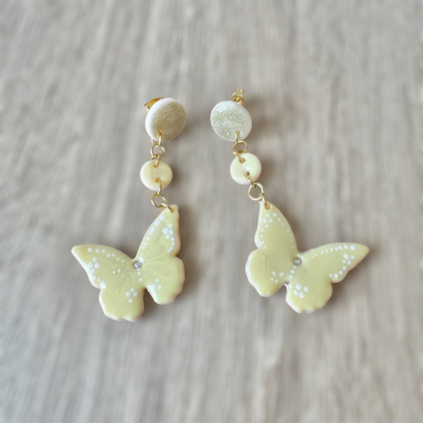 Pendientes Petra
