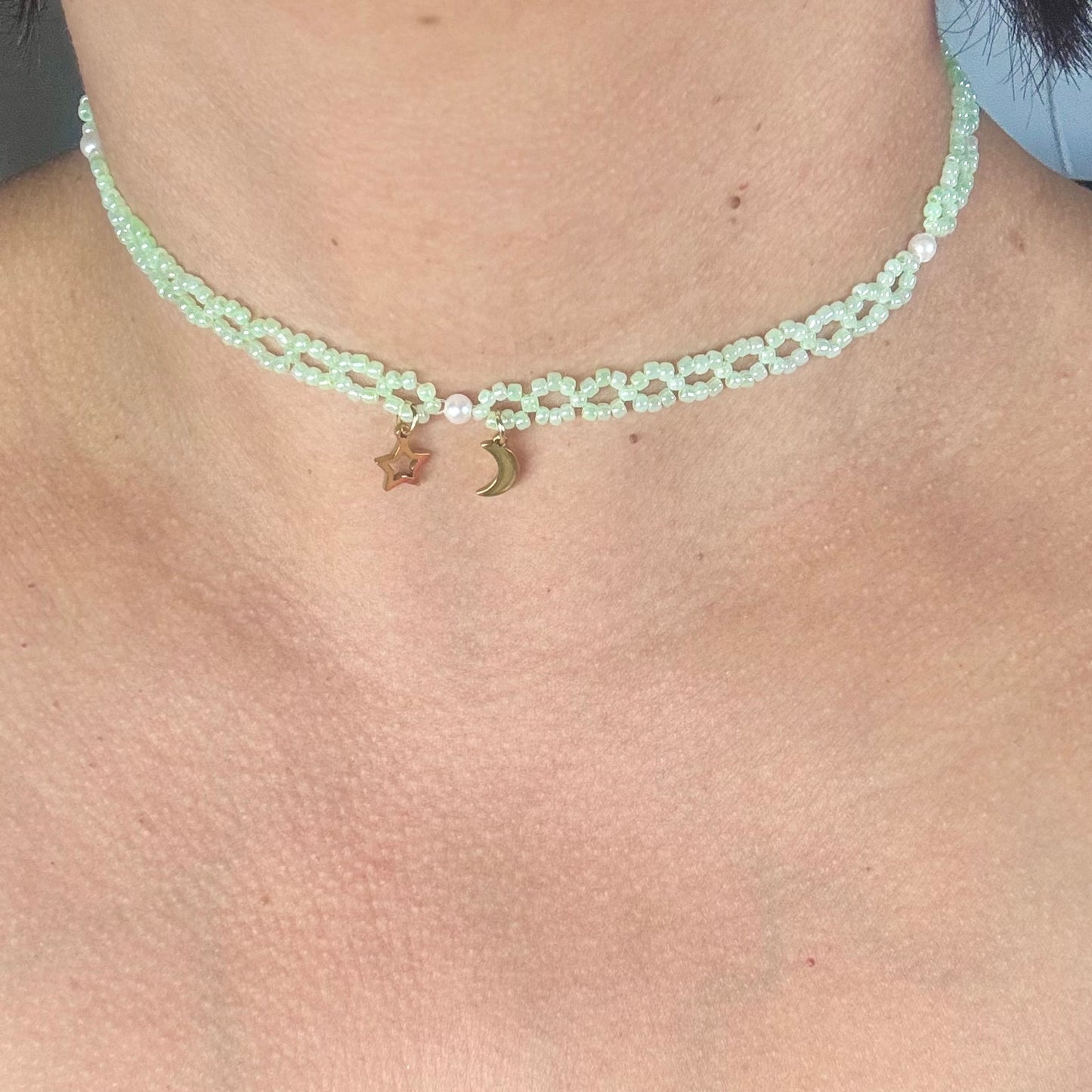 Gargantilla verde luna estrella